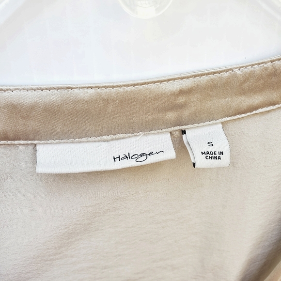 💓SOLD💓Halogen Bow Collar Silk Tie Blouse Nude Taupe Puff - Picture 12 of 13